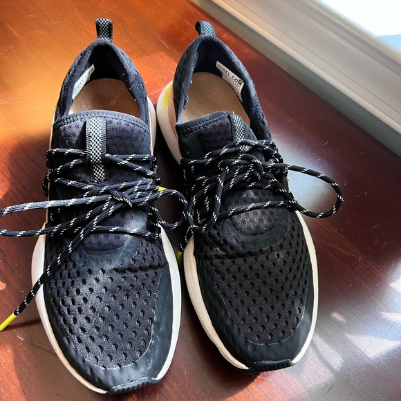 Sorel Sneakers - Picture 2 of 13